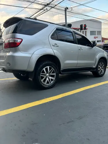 Toyota Hilux SW4 SRV 4X4 4.0 V6 24V Aut. 2009