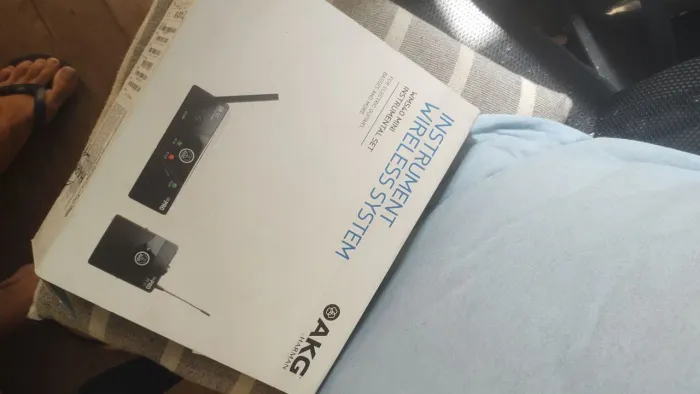 Sistema Sem Fio AKG SR40 / PT40 - Wireless Instrument