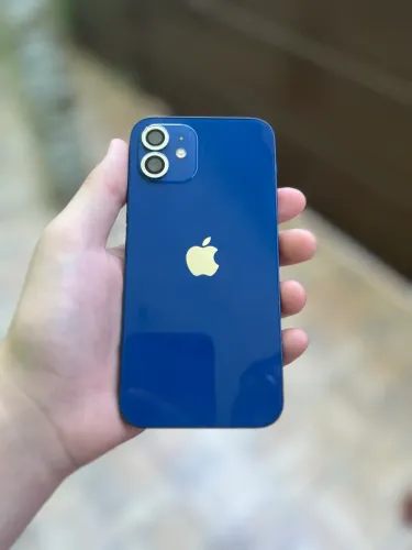 iPhone 12