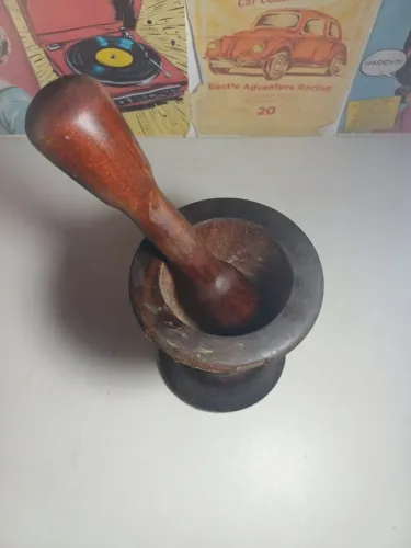 Almofariz com socador em madeira 15cm
