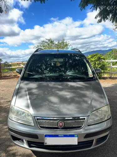 Fiat Idea HLX 1.8 MPI Flex 8V 5P 2006