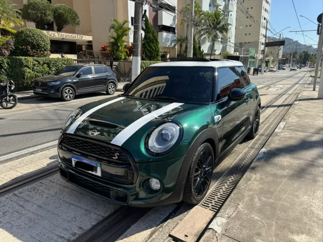 Mini Cooper S 2.0 Turbo 16V 3P Aut. 2015