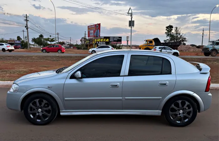 Chevrolet Astra Advantage 2.0 MPFI 8V Flexpower 5P 2011