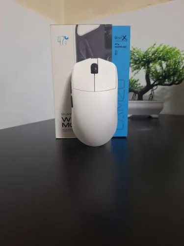 Mouse Gamer Lamzu Maya X 8K Branco 47g Topo de Linha