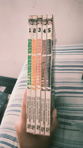 Coleção Completa Mangá Saber Marionette J Vol. 1 Ao 5 - Editora JBC (Usado)