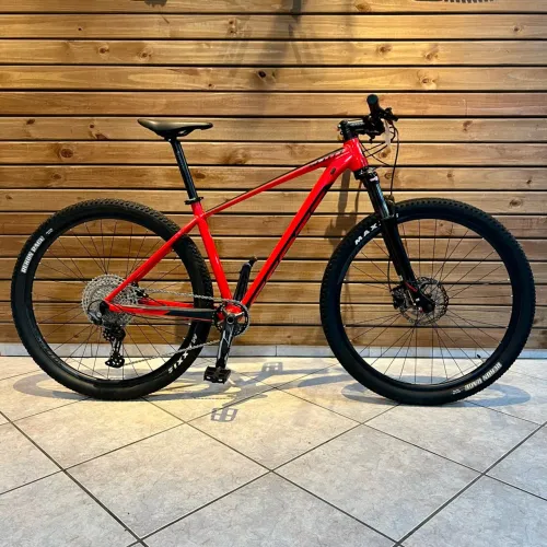 Bicicleta MTB Aro 29 Scott Scale 980 Shimano Deore 12v Quadro M - Usada