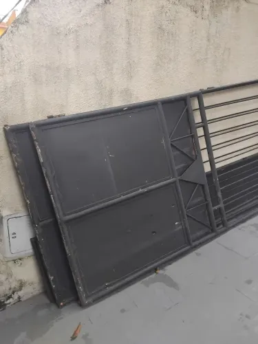 Portão de ferro 3 metros de largura 2.20 alt