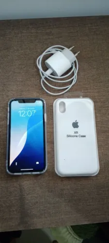 Iphone XR- funcionando com defeitos 