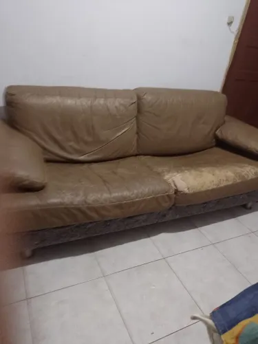 Vendo sofá de couro