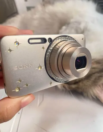 sony cybershot w570d