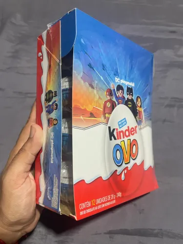 Kinder ovo Cx lacrada 12 und DC Playmobil