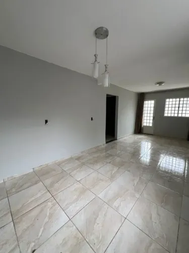 Casa na laje em Valparaiso no Jardim Oriente
