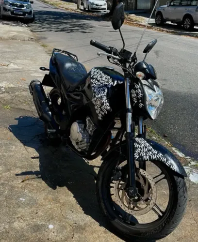 Fazer 250 2015 preta fosco