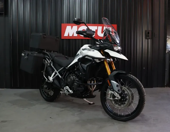 TRIUMPH TIGER 900 ? APENAS 7.452 KM