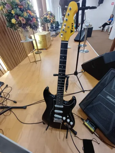Guitarra phx NOVA!! OPORTUNIDADE!!