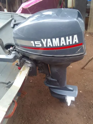 Vende-se Motor 15 Yamaha Ano 1997 Revisado Com Nota Fiscal de Fábrica