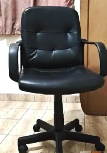 Cadeira de escritório de couro
