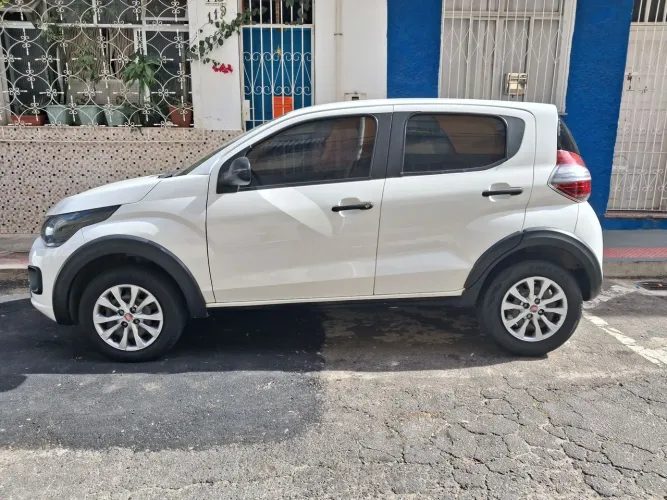 Fiat Mobi Like 1.0 Fire Flex 5P. 2022