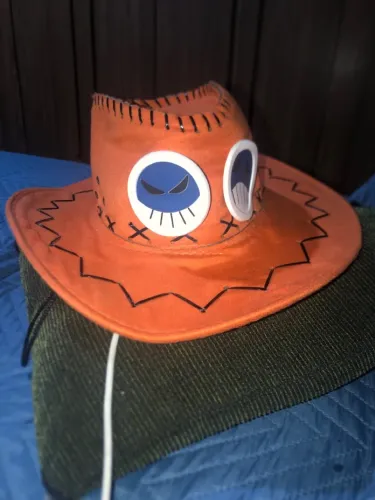 CHAPEU FANTASIA ONE PIECE - ACE