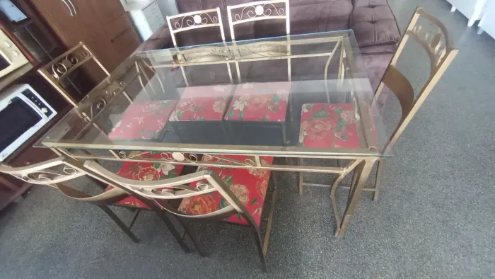 Mesa de jantar 6 cadeiras ferro