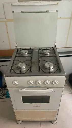 Fogão Esmaltec 4 bocas usado