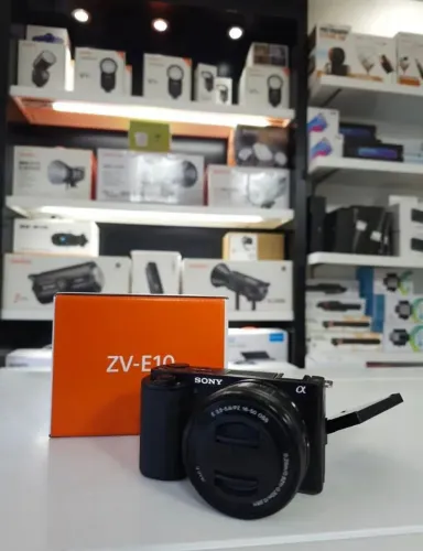 Câmera Sony ZV-E10 NOVA