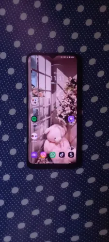 Moto e 13 64gb vidro da câmera de trás quebrado 