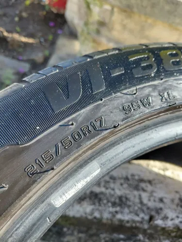 Penus aro 215/50r17