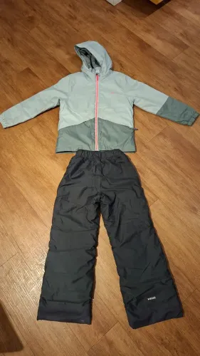 Vendo Casaco + Calça de neve infantis Wedze (Decathlon) - tamanho 10 anos