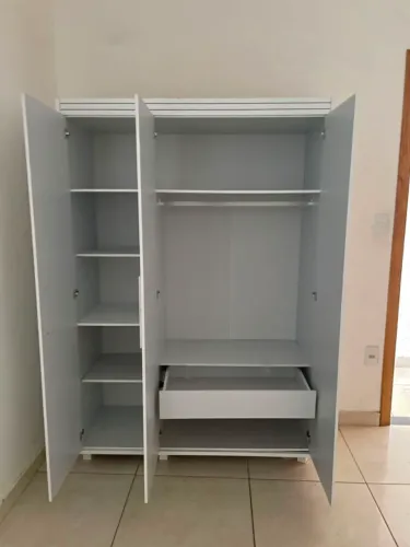 Guarda roupa