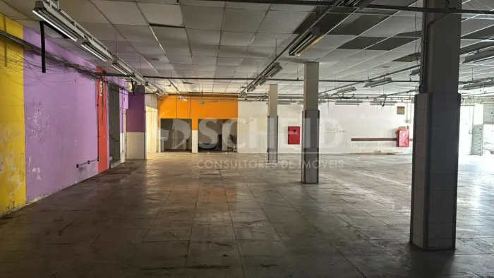 Aluga - Antigo Supermercado DIA - Loja Comercial