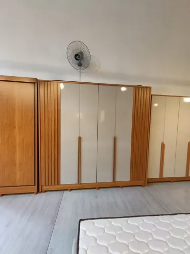 Guarda roupas 6 portas com gavetas 2,44m em 12x sem juros