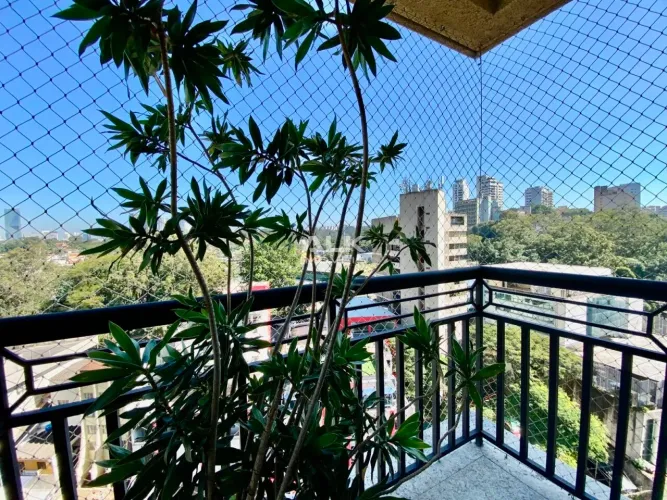Apartamento à venda com 186m², 3 suítes e 3 vagas