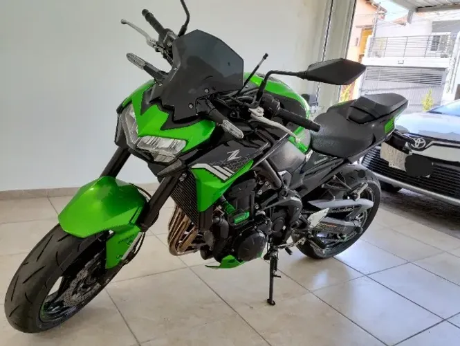 KAWAZAKI Z900 2021/2021 - 8.500 KM - SEM DETALHES 