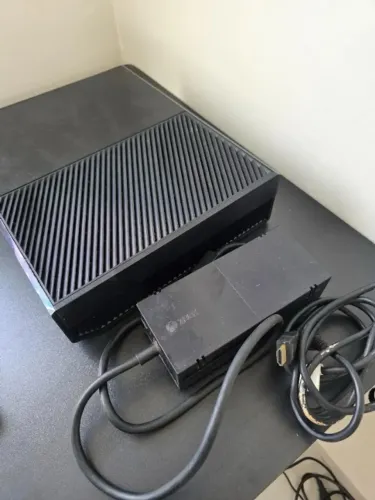 Xbox one fat funcionando perfeitamente com fonte original 