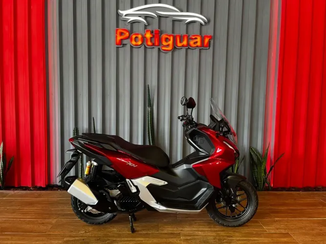 HONDA ADV