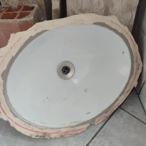 Duas cubas para banheiro - usadas Valor R$ 150