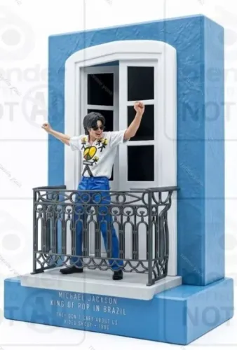 Michael Jackson boneco