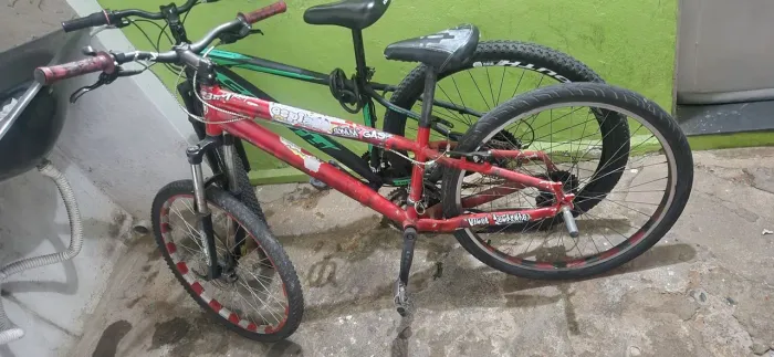 Bicicleta aro 26 (freio hidráulico) pra hojeee