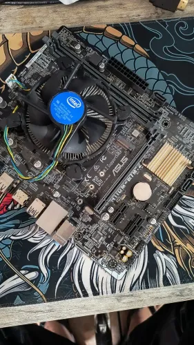 KIT GAME PLACA MAE ASUS H110M-E + I7 7700