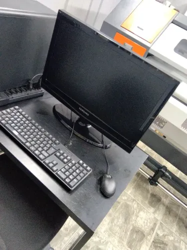 Monitor Samsung 22".