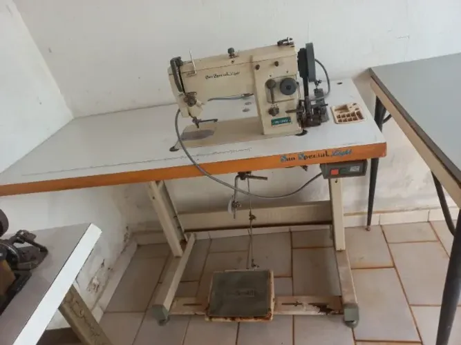 Máquina de costura Sun Special