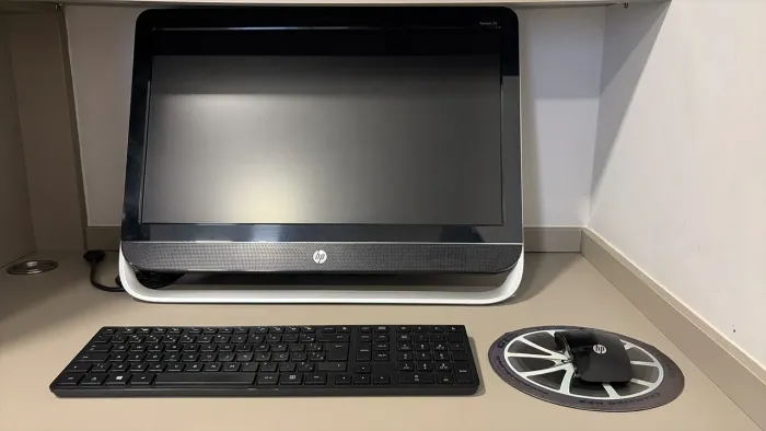 Desktop All In One HP Intel Core i5-33305 8Gb Ram Ssd 240Gb