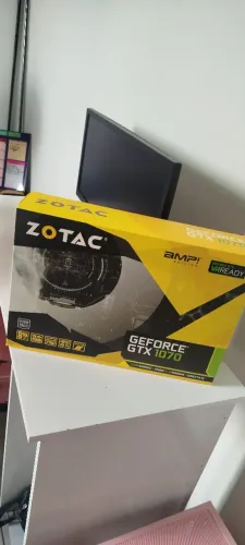 NVIDIA GTX 1070 - ZOTAC Amp 8GB