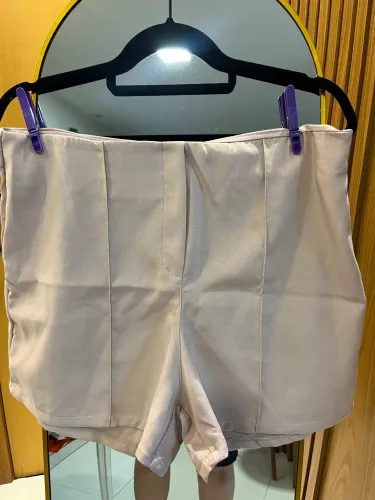 Short rosa claro