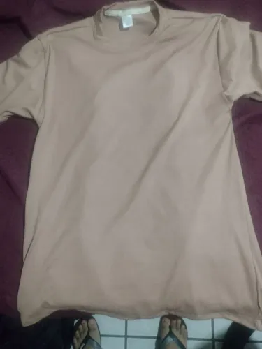 Camiseta texturizada nova nunca usada 