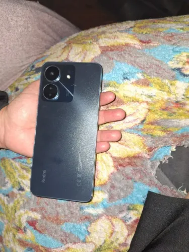 Redmi note 13.