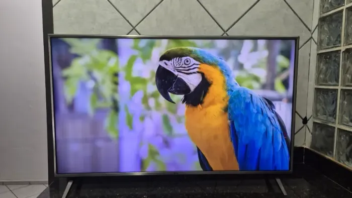 Smart TV LG 50? 4K UHD + Magic Remote - Perfeito Estado