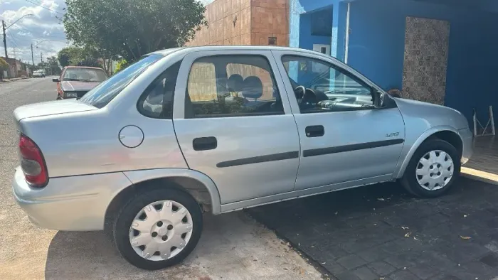 Chevrolet Corsa SED Class.life 1.0/1.0 Flexpower (álcool) 2007