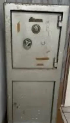 Cofre grande confiança